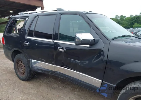 2008 Lincoln Navigator из США, поврежденный, VIN 5LMFU28578LJ17779